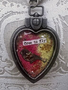Heart Pendant Necklace - Free to Fly (Pink & Green)